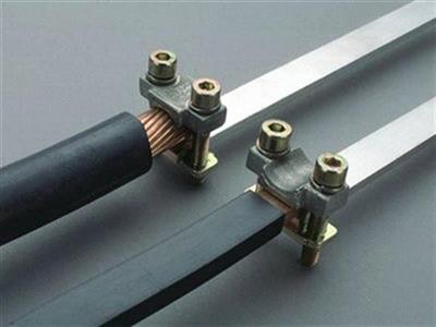 BUSBAR TERMINAL FOR LONGITUDINAL CONNECTION 120 - 240 mm²